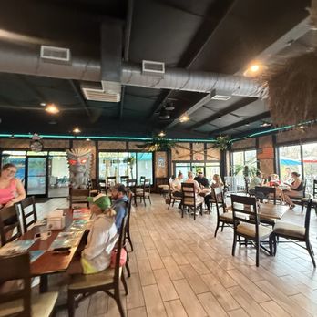 Toucan’s Lakefront Restaurant - New American Near Me - Mooresville, North Carolina Toucan’s Lakefront Restaurant - New American Near Me - Mooresville, North Carolina