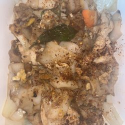 Amorn Thai Cuisine - Pad kee mao