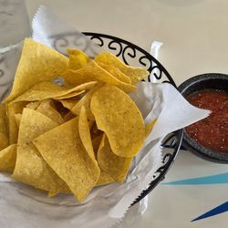 Casa Del Tequila - Free chips salsa