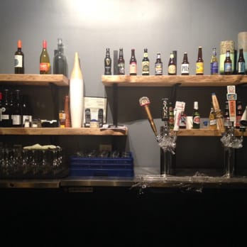 Blue Line Pizza - Bar - Pizza Near Me - Mountain View, California