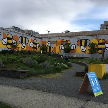 Fifth and Pine Park - Parks Near Me - Vancouver, British Columbia