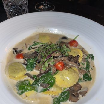 Cucina Venti Restaurant - Mushroom Ravioli - Italian Near Me - Mountain View, California Cucina Venti Restaurant - Mushroom Ravioli - Italian Near Me - Mountain View, California