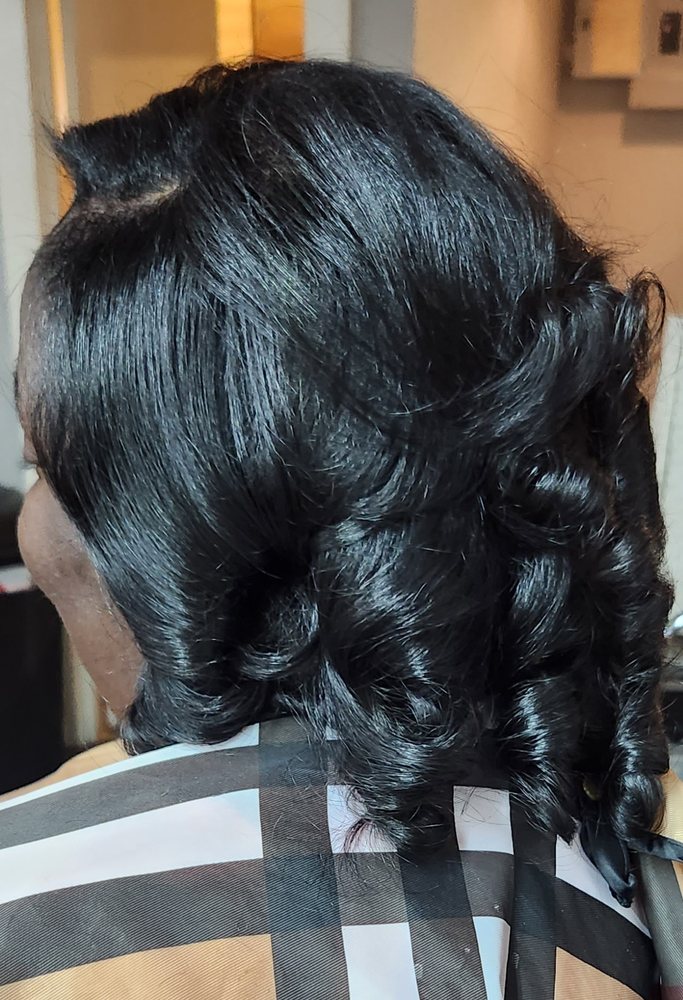 Brooklyn Beauty Bar Image