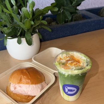 Minnow - Sweet cream milk bun, crème brûlée matcha - Sushi Bars Near Me - Phoenix, Arizona Minnow - Sweet cream milk bun, crème brûlée matcha - Sushi Bars Near Me - Phoenix, Arizona