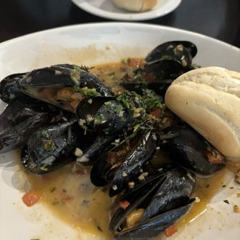 St Augustine Fish Camp - Mussels meuniere - Seafood Near Me - St Augustine, Florida