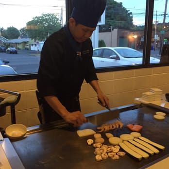 Tokio Table - Chef Adrian can also be an entertainer. Kids will love seeing him cooking - Sushi Bars Near Me - Portland, Oregon
