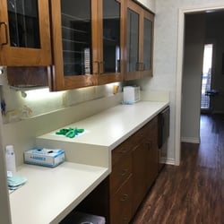 Smile Attractions - Dr. Seyed M. Shariati - Sterilizing room.
