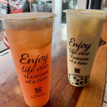 Teaspoon San Mateo - Guava Sunset (left) and Creamy Jasmine (right) - Bubble Tea Near Me - San Mateo, California Teaspoon San Mateo - Guava Sunset (left) and Creamy Jasmine (right) - Bubble Tea Near Me - San Mateo, California