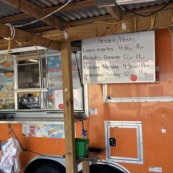 Tacos Azcatl - Hours and window to the kitchen - Mexican Near Me - Jacksonville, Florida Tacos Azcatl - Hours and window to the kitchen - Mexican Near Me - Jacksonville, Florida