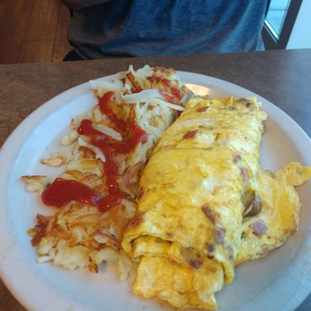 Bill's Cafe - Meat lovers omlette- comes with toast - Breakfast & Brunch Near Me - San Jose, California