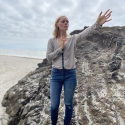 Luna Light - Channeling with the intention of love, peace and joy.