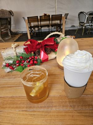 Hillgarten Beer & Wine Garden by null