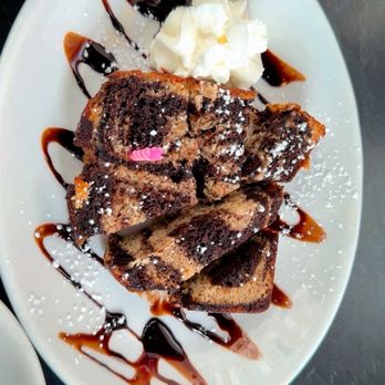 Wildberry Pancakes and Cafe - Lunch and dessert - Pancakes Near Me - Chicago, Illinois Wildberry Pancakes and Cafe - Lunch and dessert - Pancakes Near Me - Chicago, Illinois