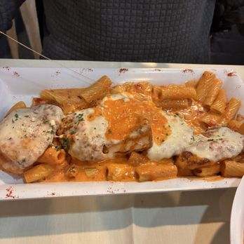 Villa Renata - Chicken parmigiana with vodka sauce - Pizza Near Me - Croydon, Pennsylvania Villa Renata - Chicken parmigiana with vodka sauce - Pizza Near Me - Croydon, Pennsylvania