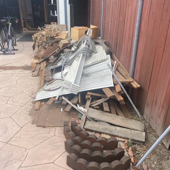 Everybody’s Got Junk - Before - Junk Removal & Hauling Near Me Everybody’s Got Junk - Before - Junk Removal & Hauling Near Me