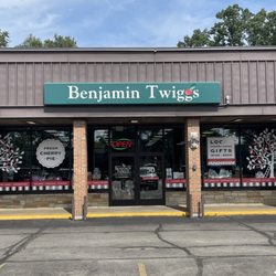 Benjamin Twiggs - Front door