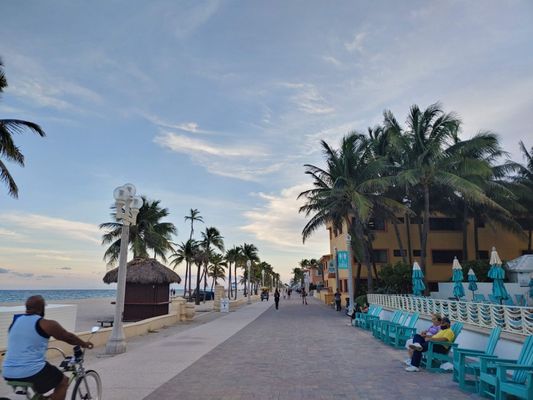 Hollywood Beach by null
