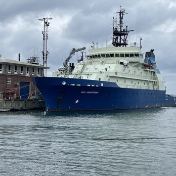 Woods Hole Town - Research vess - Local Flavor Near Me Woods Hole Town - Research vess - Local Flavor Near Me