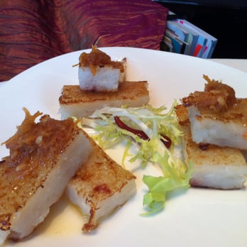 Tin Lung Heen - dried scallop turnip cake - Cantonese Near Me - Kowloon, HK