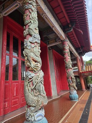 Kong Meng San Phor Kark See Monastery by null