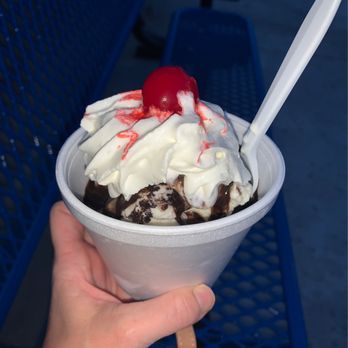 The Ice Cream Shoppe - Regular size hot fudge sundae with cookies and cream ice cream, whip cream, and cherry - Bakeries Near Me - Shelton, Connecticut
