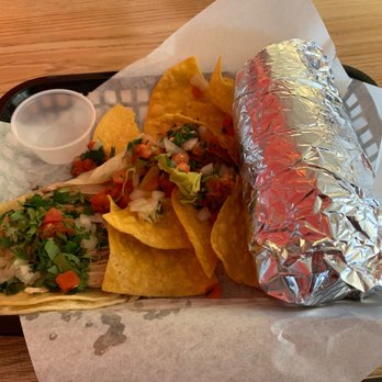 Taco Riendo - Chile relleno burrito, chili verde taco and chips with salsa - Mexican Near Me - Medford, Oregon