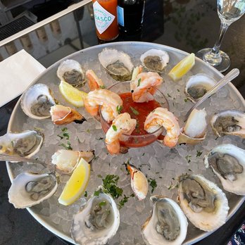 Wild Park Slope - Raw bar - Pizza Near Me - Brooklyn, New York Wild Park Slope - Raw bar - Pizza Near Me - Brooklyn, New York