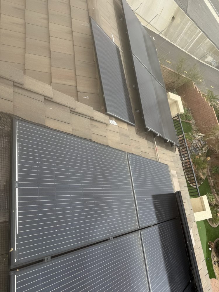 Slide of Storage Solar