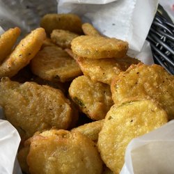 Fricker's - Fried pickles