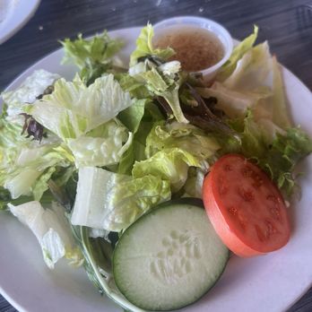 Cafe Jordano - Side salad - very basic and bland - Italian Near Me - Lakewood, Colorado