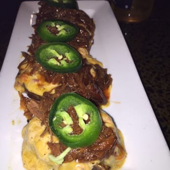 Park Bar - Pulled pork, pimento cheese, potatoes nachos, AMAZING! - Bars Near Me - Atlanta, Georgia Park Bar - Pulled pork, pimento cheese, potatoes nachos, AMAZING! - Bars Near Me - Atlanta, Georgia