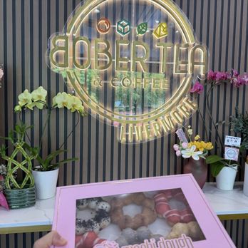 Besties Boba & Bites - My 1/2 Dozen - Coffee & Tea Near Me - Livermore, California Besties Boba & Bites - My 1/2 Dozen - Coffee & Tea Near Me - Livermore, California