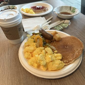 Element Anaheim Resort Convention Center - Breakfast - Hotels Near Me - Anaheim, California