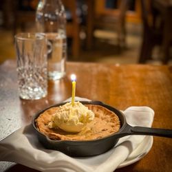 Cascade Dining Room - SKILLET BAKED CHOCOLATE CHIP COOKIE FOR 2
