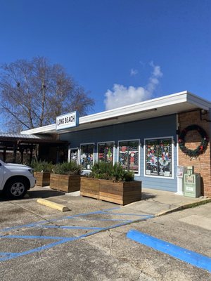 Long Beach Market & Deli by null