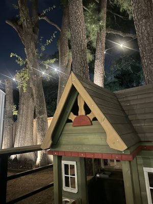 NettBar Shady Acres by null