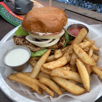Shell Beach Brewhouse - Gastropubs Near Me - Pismo Beach, California