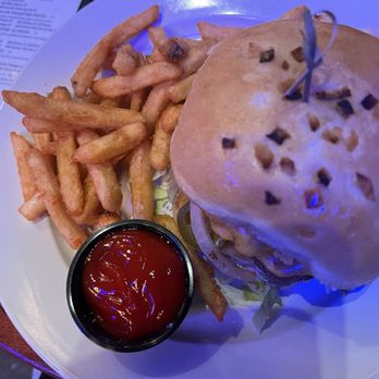 Katy Vibes - Texas Smash Burger - Music Venues Near Me - Katy, Texas