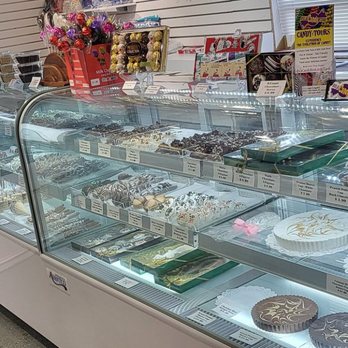 Bulk Candy Store - Front candy in house made candy - Candy Stores Near Me - West Palm Beach, Florida
