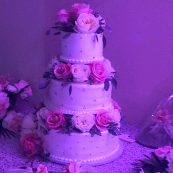 April's Cakes - Bakeries Near Me - Montebello, California