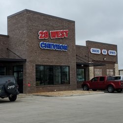 28 West Chevron - Store front