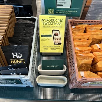 sweetgreen - Healthy Salads, Wraps, and Bowls - Salad Near Me - Irvine, California sweetgreen - Healthy Salads, Wraps, and Bowls - Salad Near Me - Irvine, California