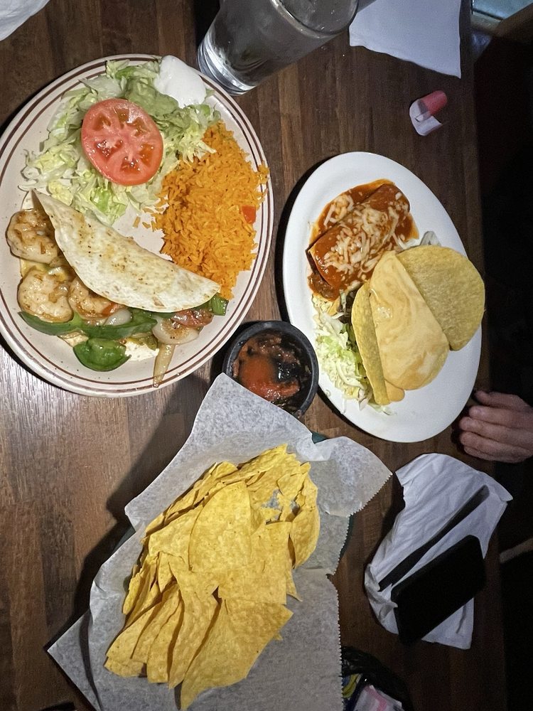 Social spots from Guadalajara Mexican Restaurant