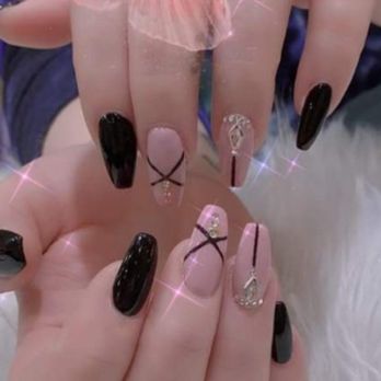 Diamond Nail & Spa - Nail Salons Near Me - Middletown, Connecticut