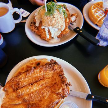 Jonathon's Diner - Chicken and waffles  Chicken and biscuits and gravy - New American Near Me - Dallas, Texas
