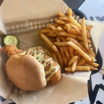 Hot Chicken Alley - The Chill Bill slider sandwich - Chicken Shop Near Me - Phoenix, Arizona Hot Chicken Alley - The Chill Bill slider sandwich - Chicken Shop Near Me - Phoenix, Arizona