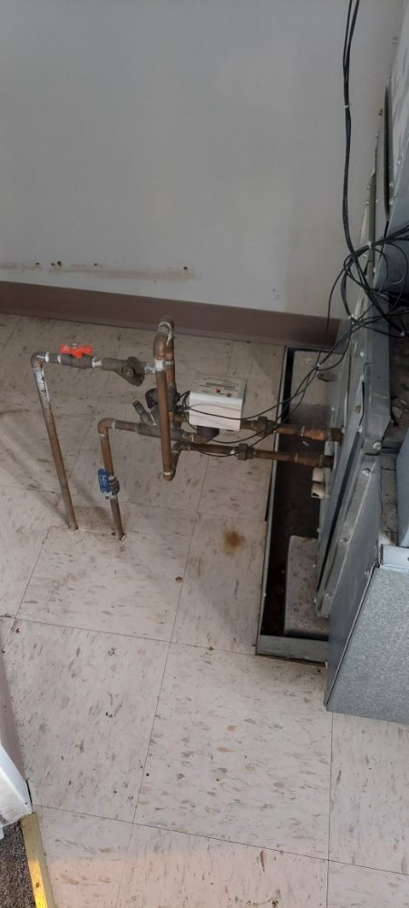 Slide of Hessi's Handy Services