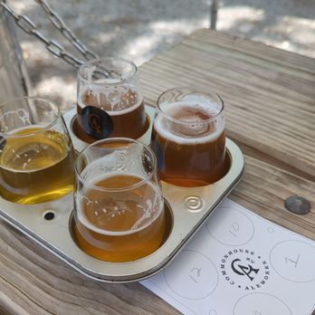 Commonhouse Aleworks - The first flight, all IPAs - Breweries Near Me - North Charleston, South Carolina