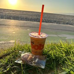 Its Boba Time - Venice Beach - Vietnamese Coffee and Macaroon