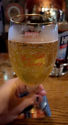 The Fox and Hounds by null